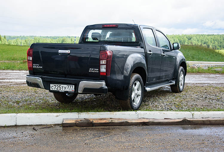 ISUZU D-Max