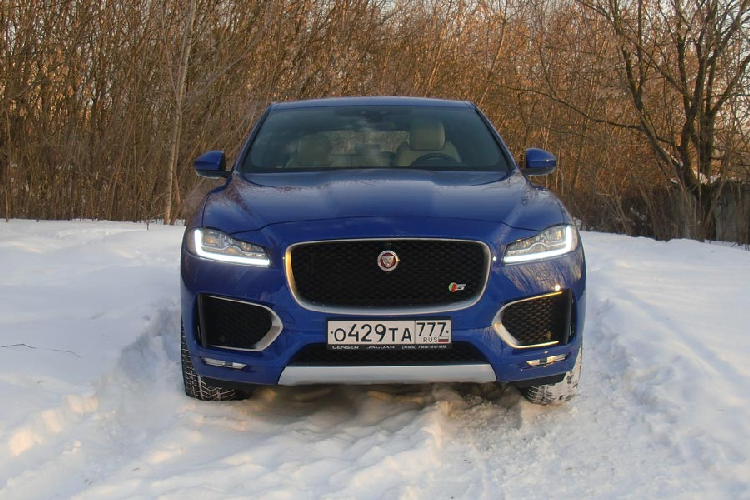 Jaguar F-Pace