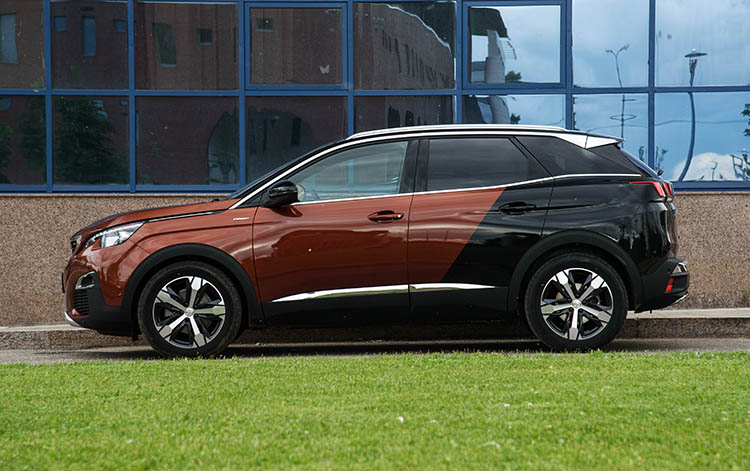  Peugeot 3008  