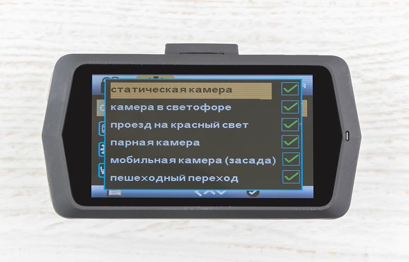 AdvoCam FD Black II GPS/ –     Full HD-   «»