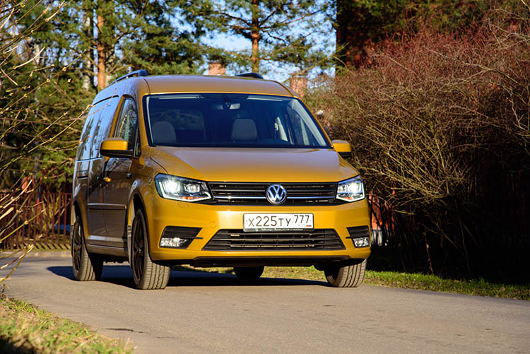 Volkswagen Caddy Maxi Family 