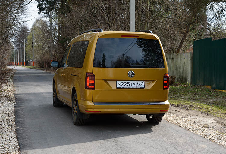 Volkswagen Caddy Maxi Family