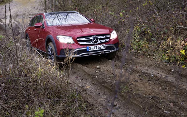  Mercedes E-Class All-Terrain  «»   4MATIC