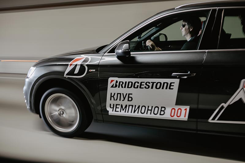 Bridgestone Alenza 001 –    SUV  , 