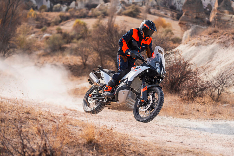   2024 — KTM 790 ADVENTURE —      