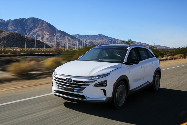 NEXO –         Hyundai,     (FCEV).   2018           .         Tucson FCEV, NEXO     596  –  169  ,   .                 .