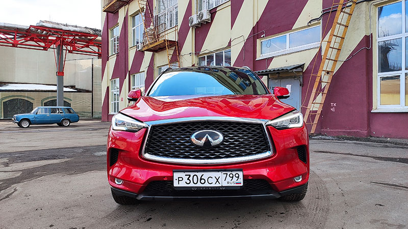   Infiniti QX50.    !