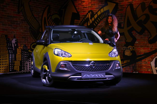     Opel Adam Rocks     .  ,       ,   ,      . 