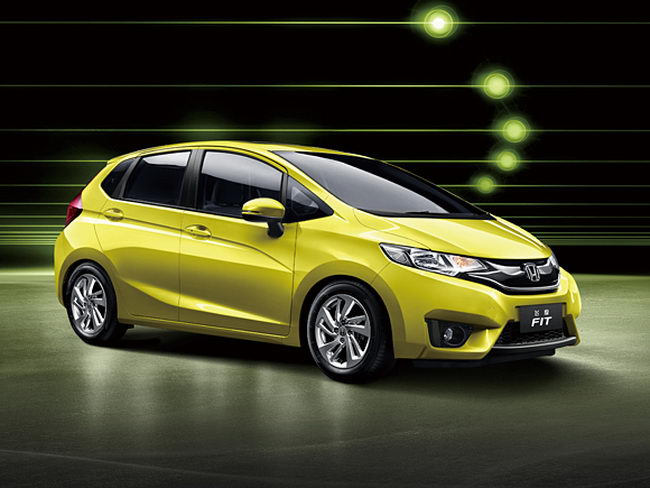  Honda Fit   .