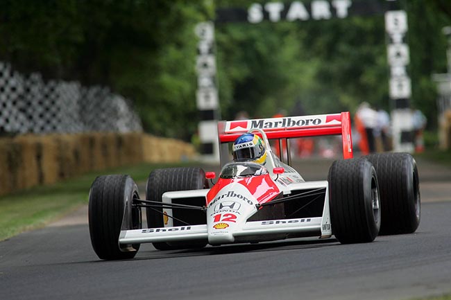   McLaren Honda MP4/4 Heritage F1 Car